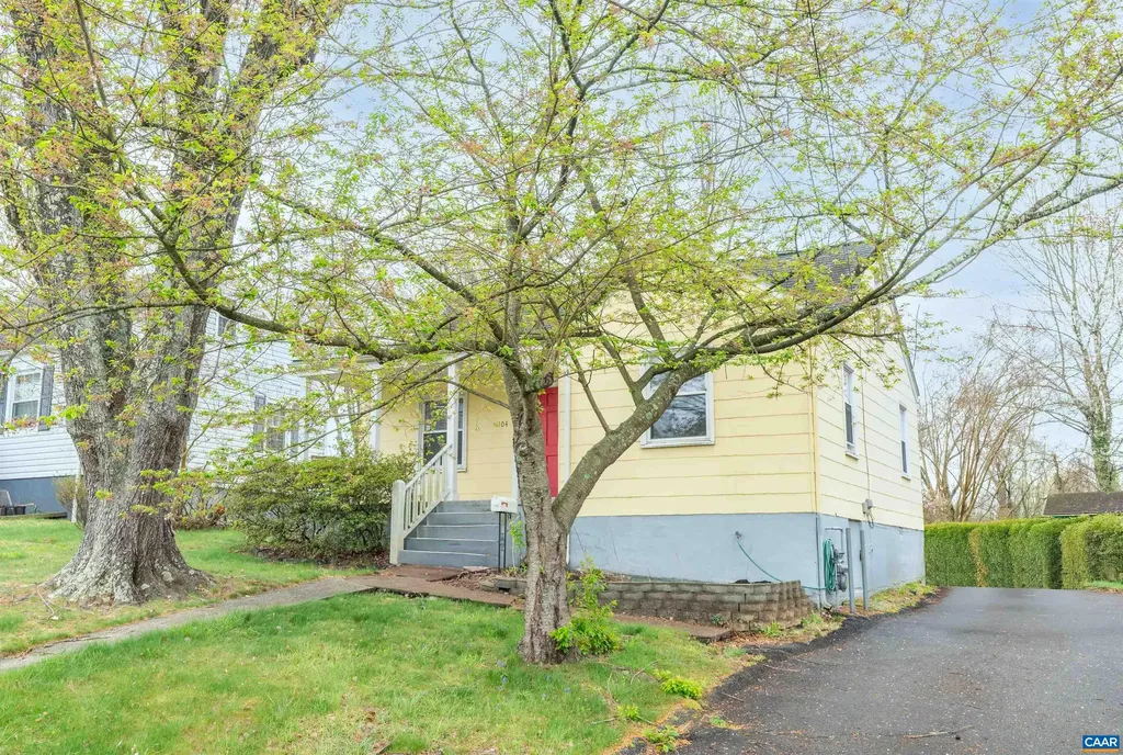1104 Cherry Avenue Charlottesville VA 22903