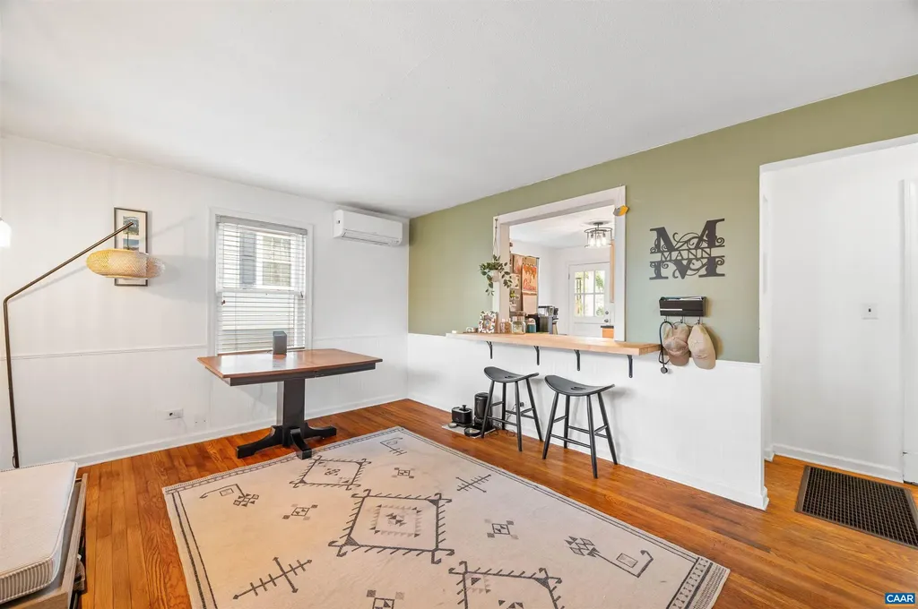 1104 Cherry Avenue Charlottesville VA 22903