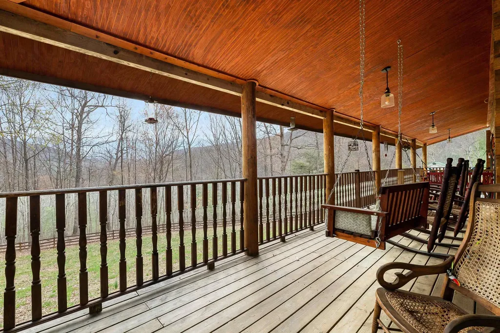 2025 Cutbank Lane Elkton VA 22827