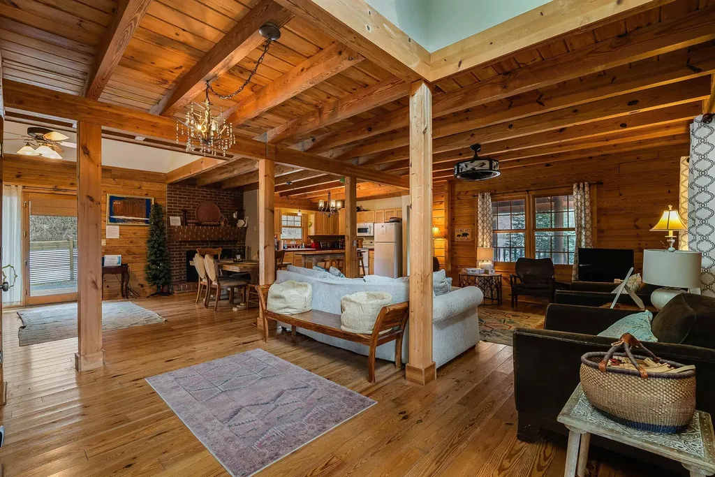 2025 Cutbank Lane Elkton VA 22827