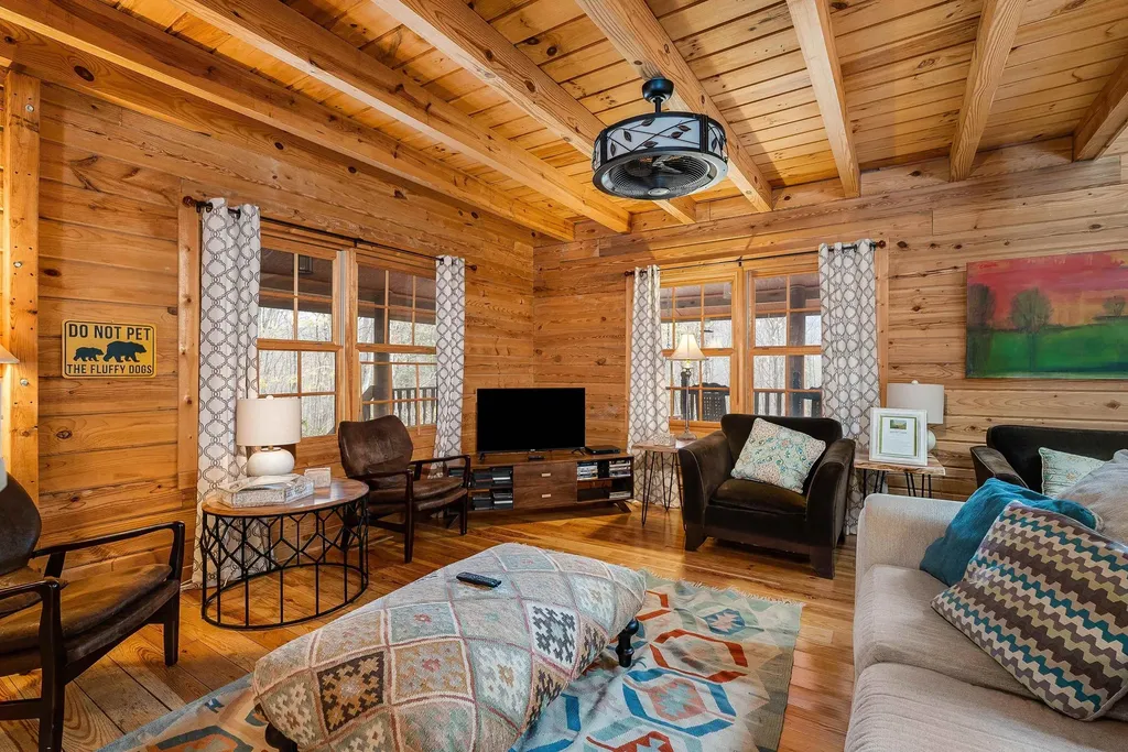 2025 Cutbank Lane Elkton VA 22827