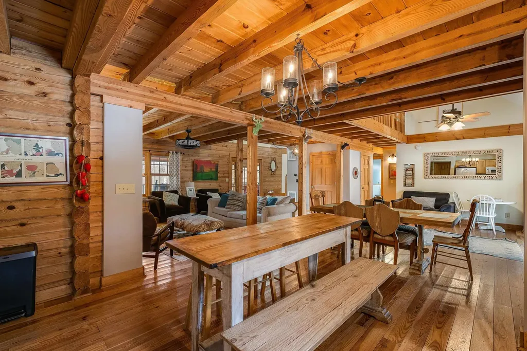 2025 Cutbank Lane Elkton VA 22827