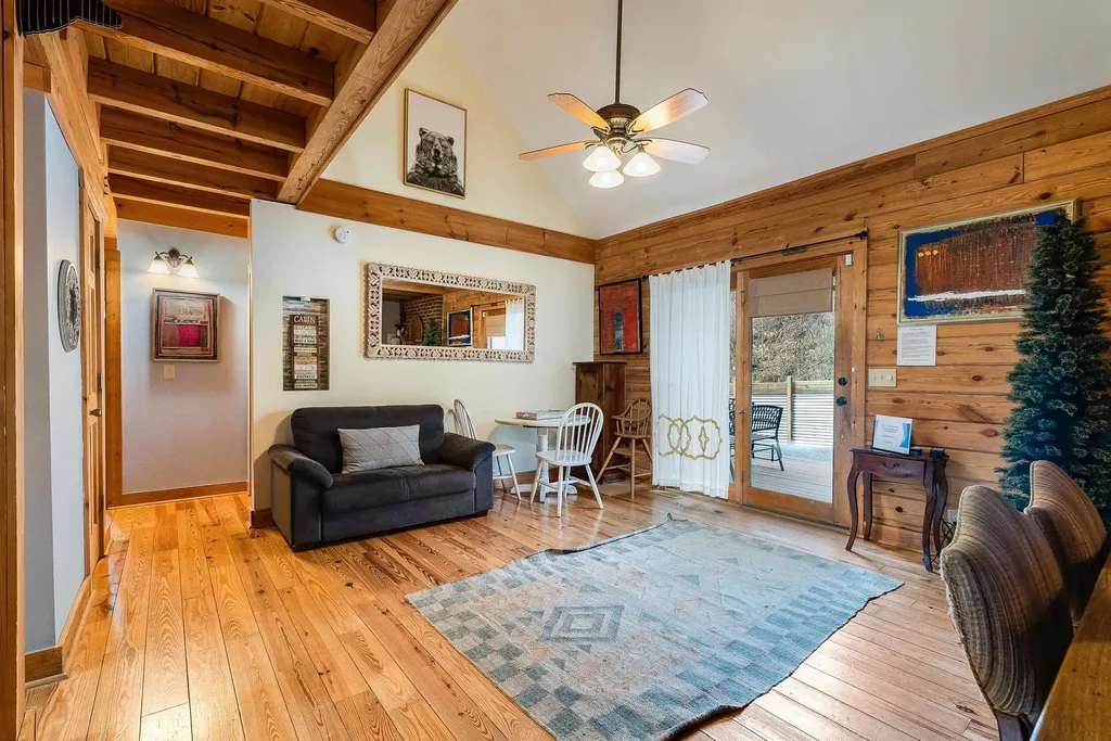 2025 Cutbank Lane Elkton VA 22827