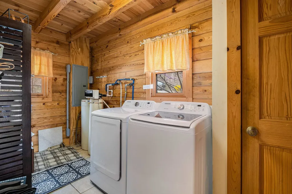 2025 Cutbank Lane Elkton VA 22827