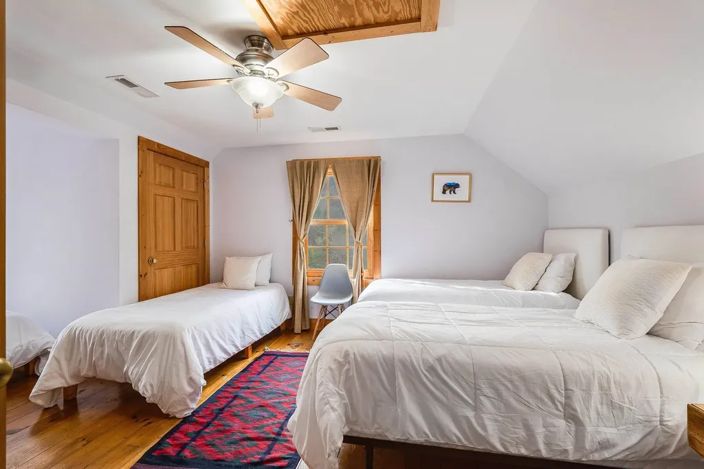 2025 Cutbank Lane Elkton VA 22827