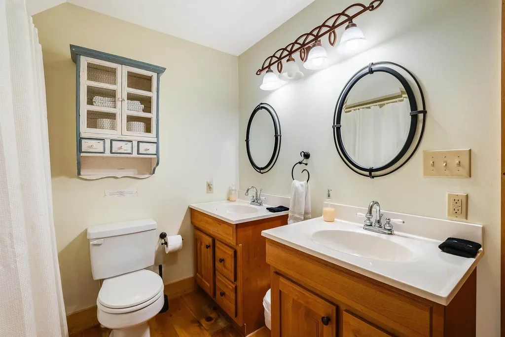 2025 Cutbank Lane Elkton VA 22827