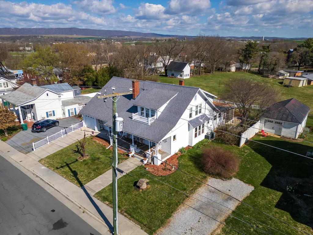 133 Mason Street Broadway VA 22815