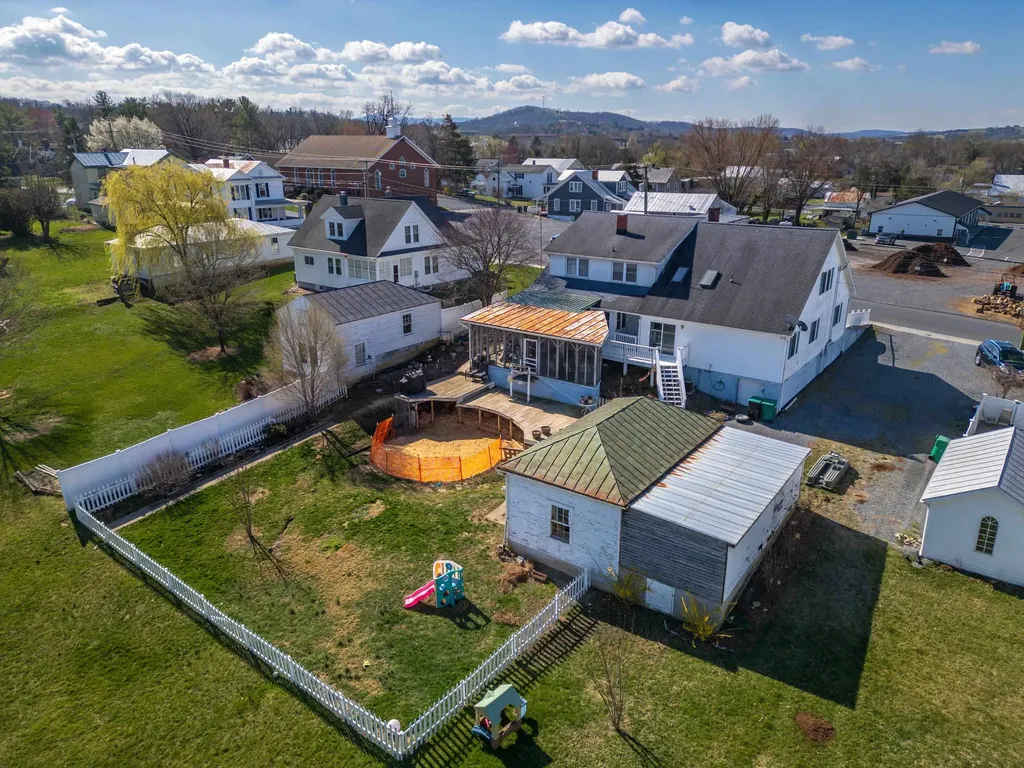 133 Mason Street Broadway VA 22815