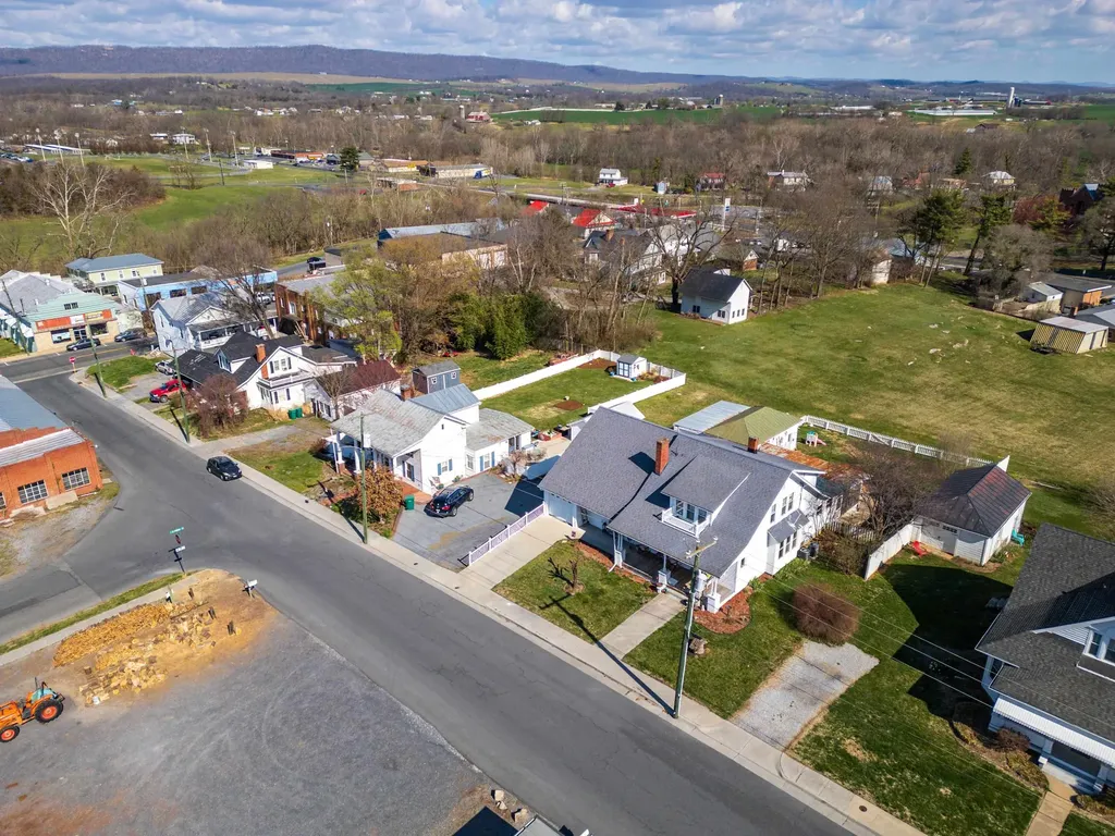 133 Mason Street Broadway VA 22815