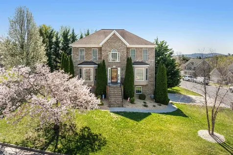 160 Leonard Court Harrisonburg VA 22801