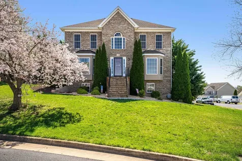 160 Leonard Court Harrisonburg VA 22801