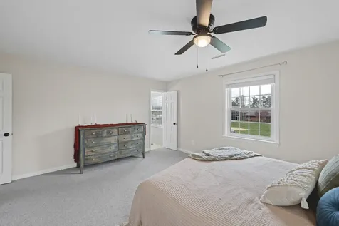 2822 Jefferson Lane Waynesboro VA 22980