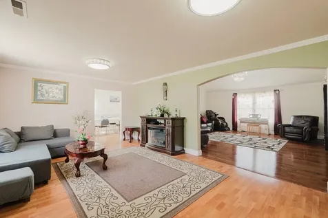 1792 Fadley Road Weyers Cave VA 24486