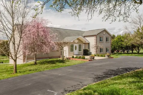 1792 Fadley Road Weyers Cave VA 24486
