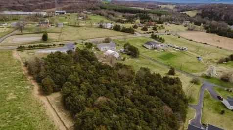 1792 Fadley Road Weyers Cave VA 24486