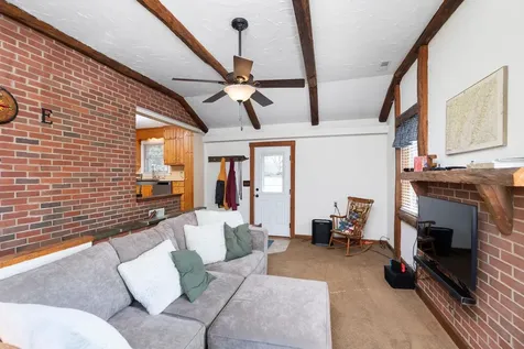 98 York Avenue Stuarts Draft VA 24477