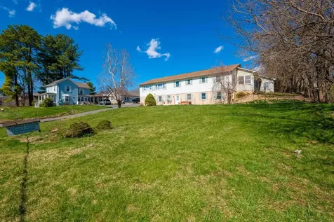 526 Stoney Creek Boulevard Edinburg VA 22824
