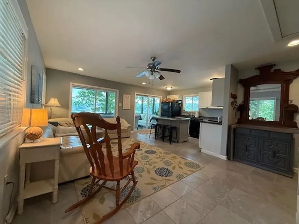 1249 Lakeshore Drive N Louisa VA 23093