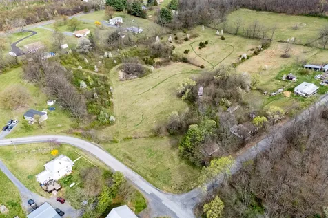 12039 Hupp Road Broadway VA 22815
