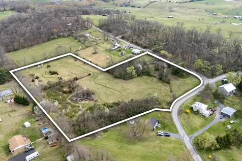 12039 Hupp Road Broadway VA 22815