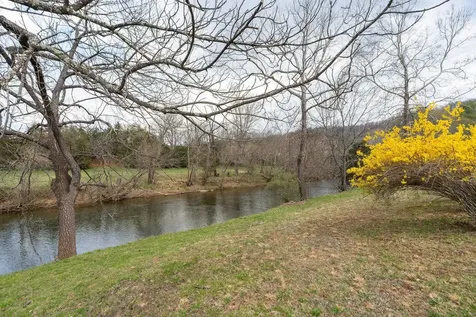 53 Fort River Road Verona VA 24482