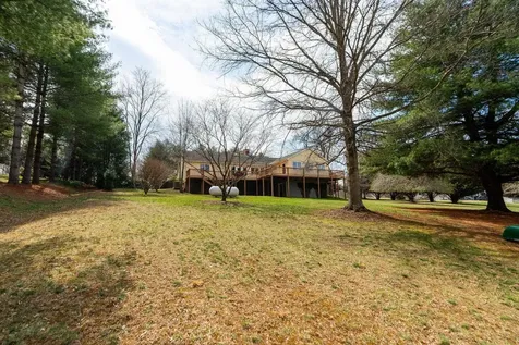 53 Fort River Road Verona VA 24482