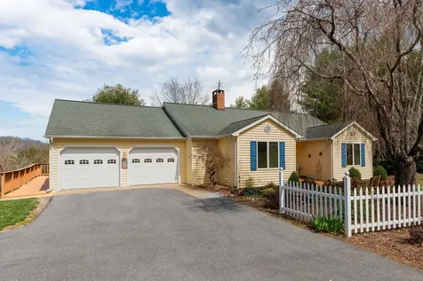 53 Fort River Road Verona VA 24482