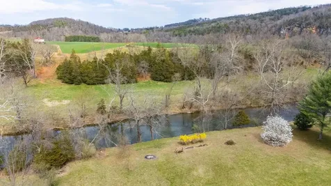 53 Fort River Road Verona VA 24482