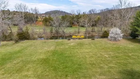 53 Fort River Road Verona VA 24482