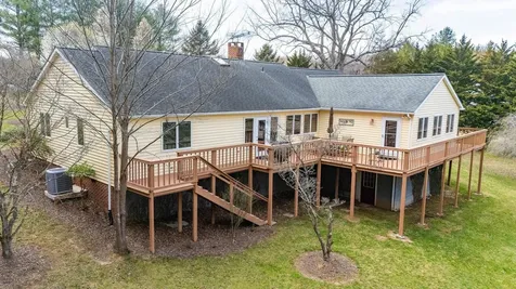 53 Fort River Road Verona VA 24482