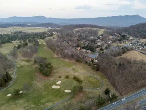 138 Fairway Drive Harrisonburg VA 22802