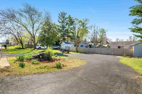 1023 Greendale Road Harrisonburg VA 22801