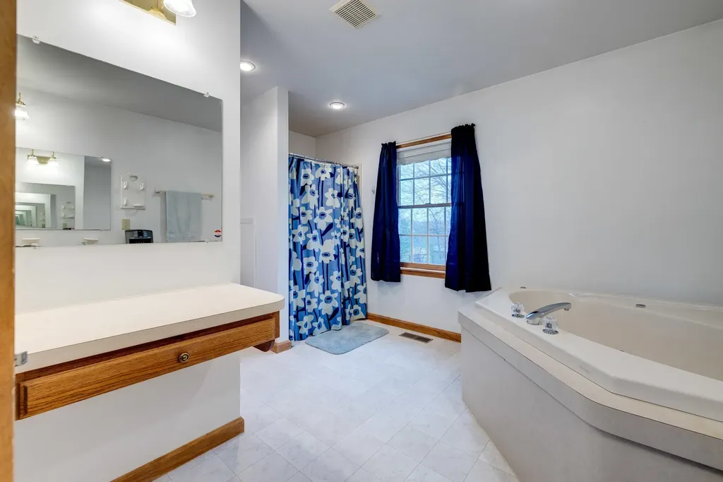 386 Gold Drive Broadway VA 22815