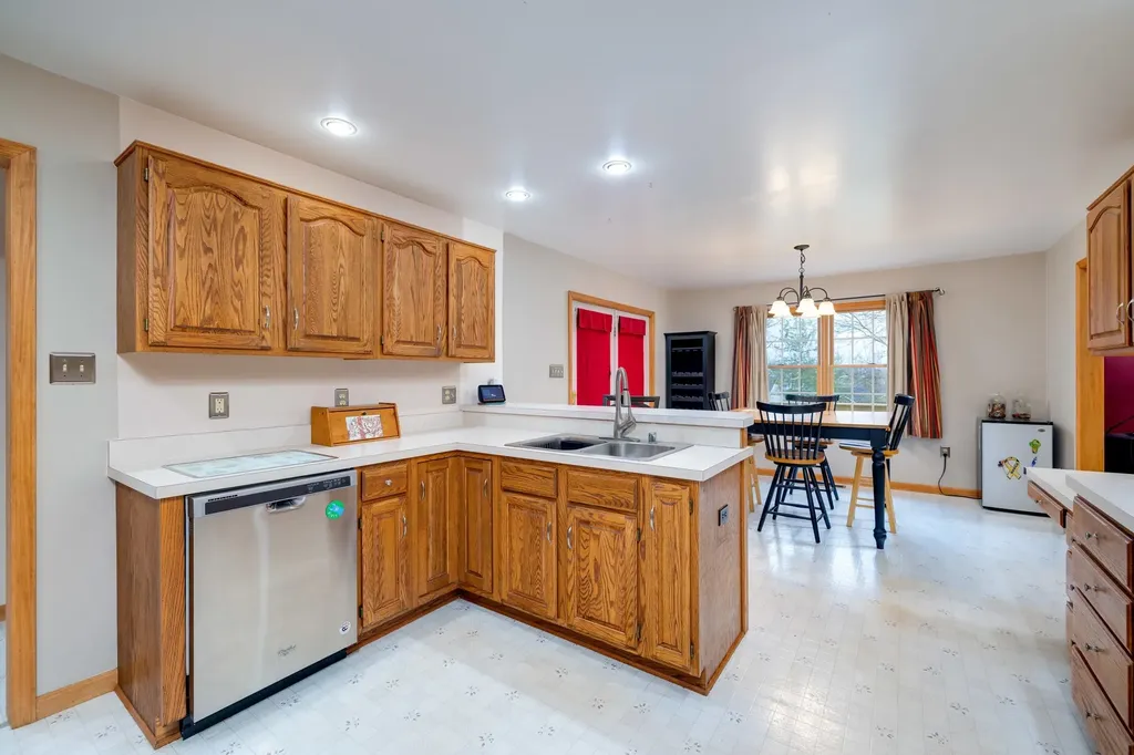 386 Gold Drive Broadway VA 22815