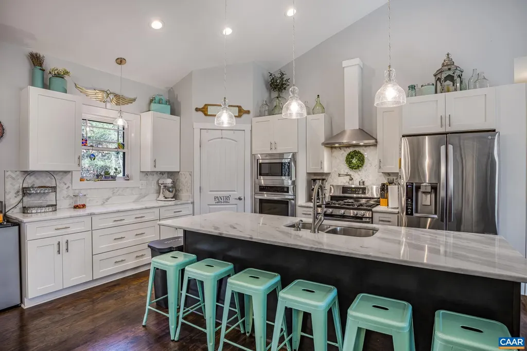 149 Sweetwater Way Keswick VA 22947