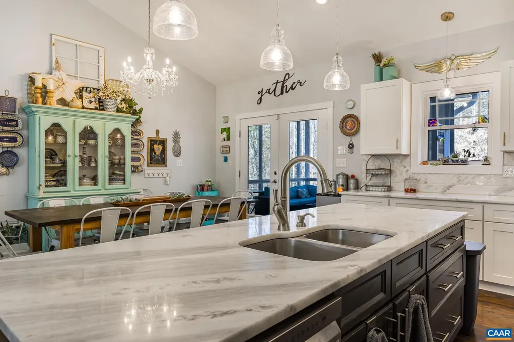 149 Sweetwater Way Keswick VA 22947