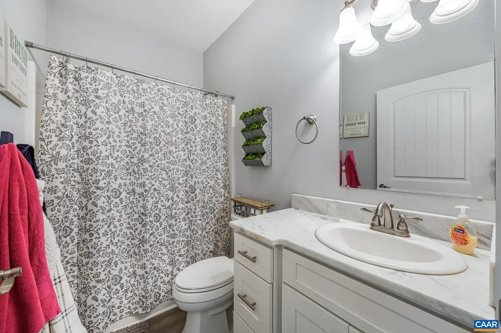 149 Sweetwater Way Keswick VA 22947