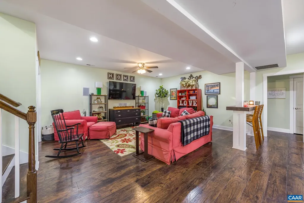 149 Sweetwater Way Keswick VA 22947