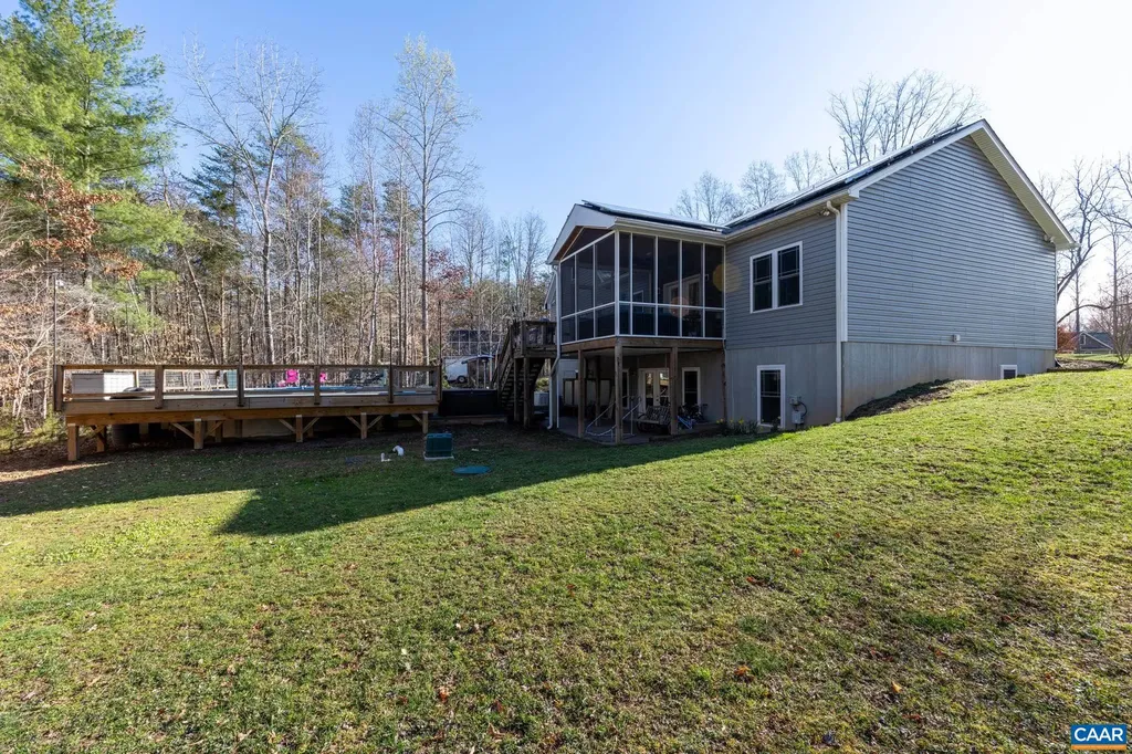 149 Sweetwater Way Keswick VA 22947