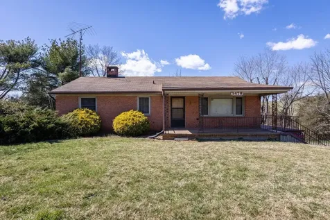 3479 Harpine Highway Rockingham VA 22802