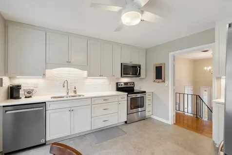 410 Rainbow Drive Staunton VA 24401