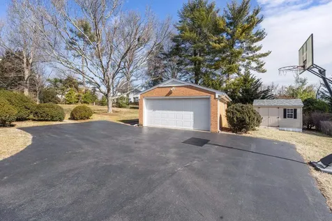 410 Rainbow Drive Staunton VA 24401