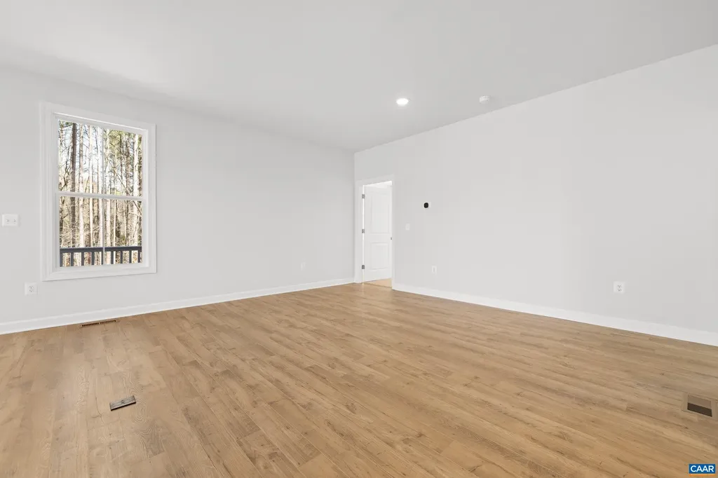 33 Whisperwood Court Troy VA 22974