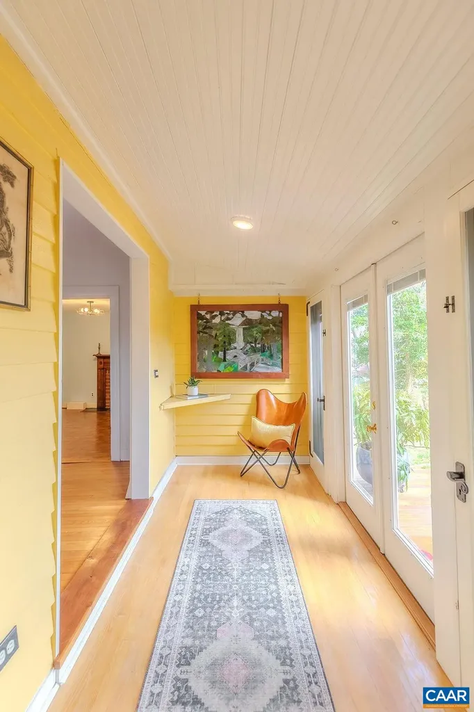 1298 Kenwood Lane Charlottesville VA 22901