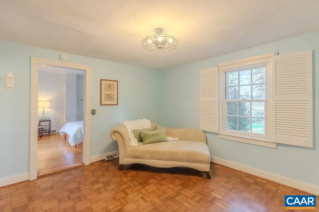 1298 Kenwood Lane Charlottesville VA 22901