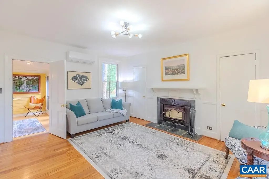 1298 Kenwood Lane Charlottesville VA 22901