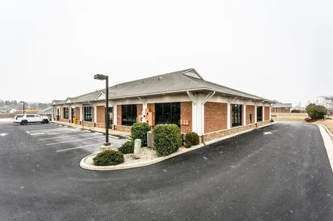 16 Gosnell Crossing Staunton VA 24401