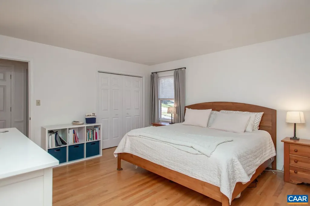 913 Saint Charles Avenue Charlottesville VA 22901