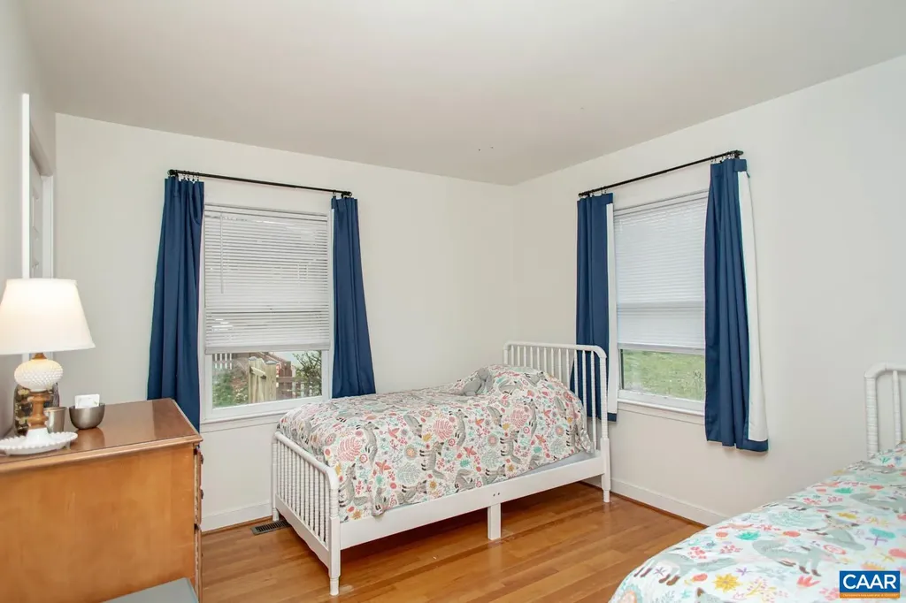 913 Saint Charles Avenue Charlottesville VA 22901