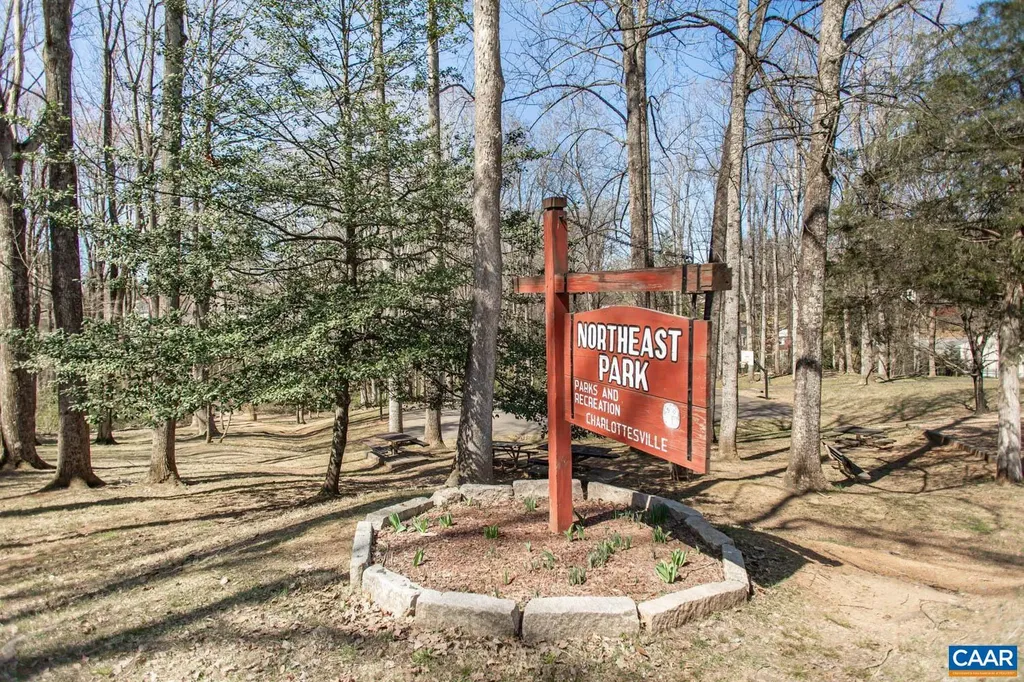 913 Saint Charles Avenue Charlottesville VA 22901